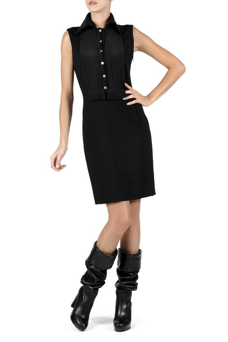 Robe noire simple