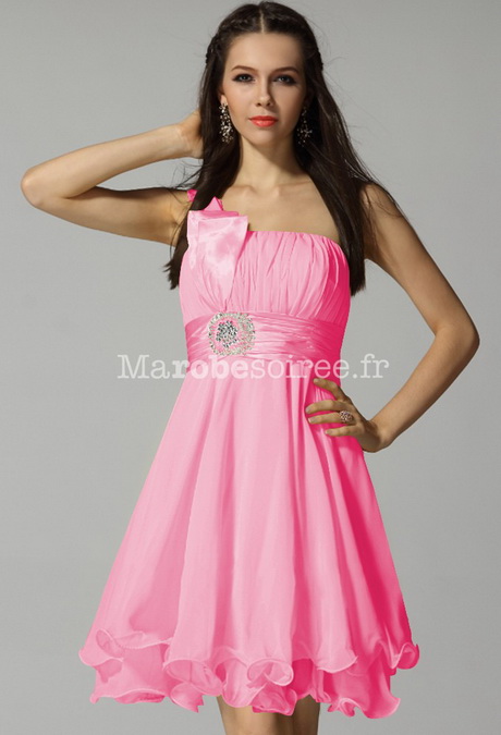 Robe rose courte