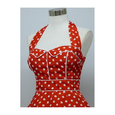 Robe rouge a pois blanc