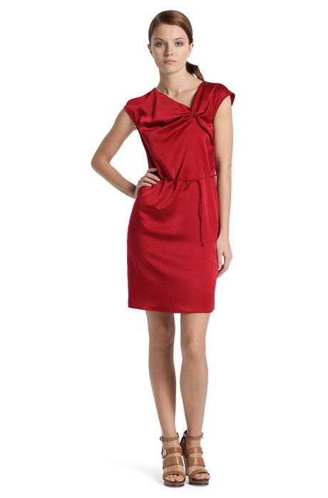 Robe rouge femme