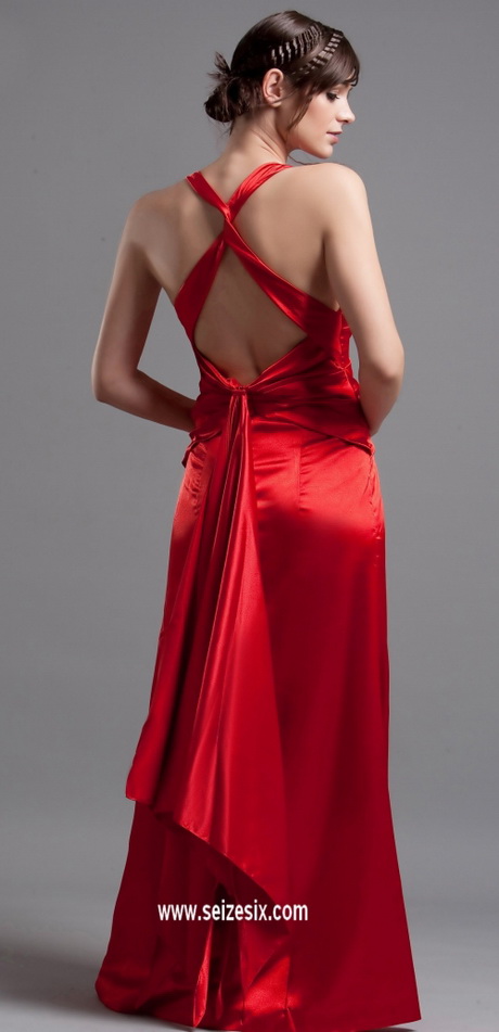 Robe rouge satin