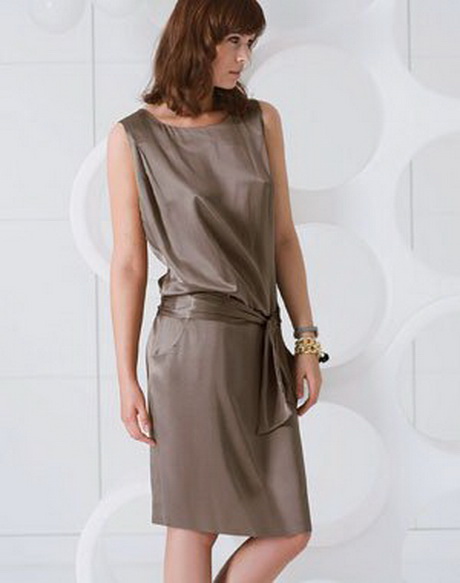 Robe taupe