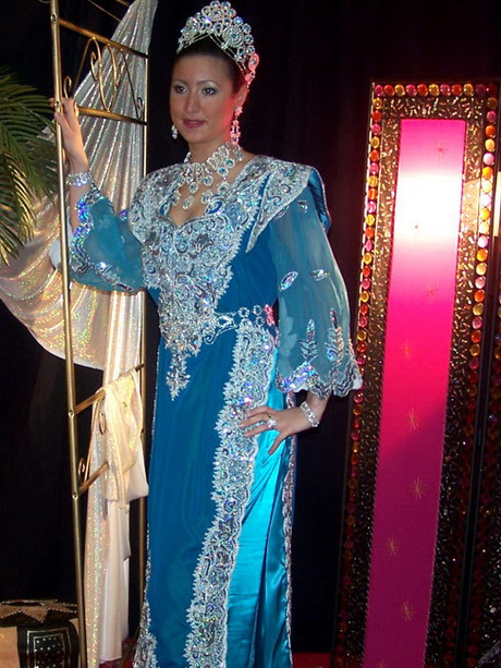 Tenue traditionnelle algeroise