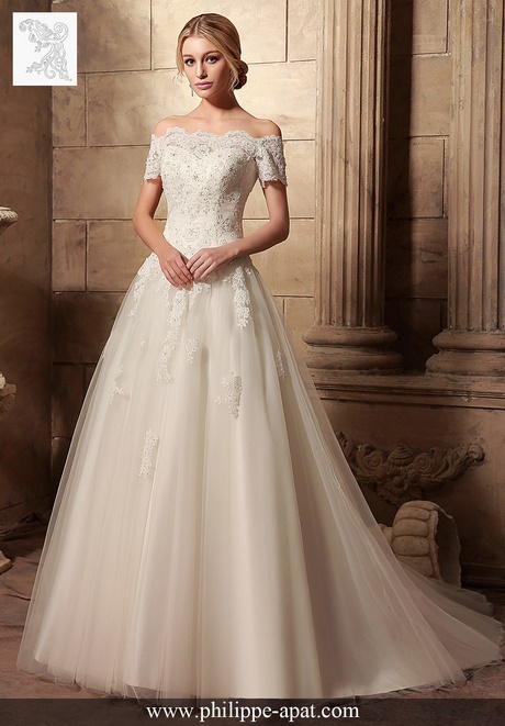 Robe avec dentelle 2018