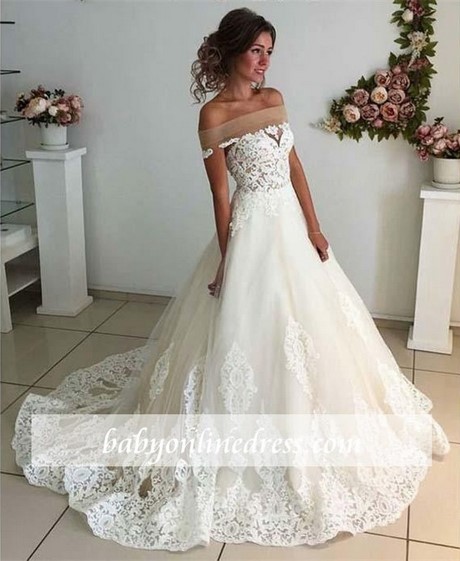 Robe avec dentelle 2019