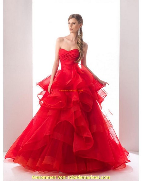 Robe de mariée rouge 2019