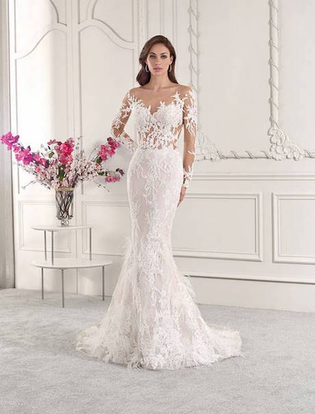 Robe en dentelle 2019