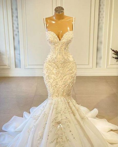 Robe de mariée de couleur 2022