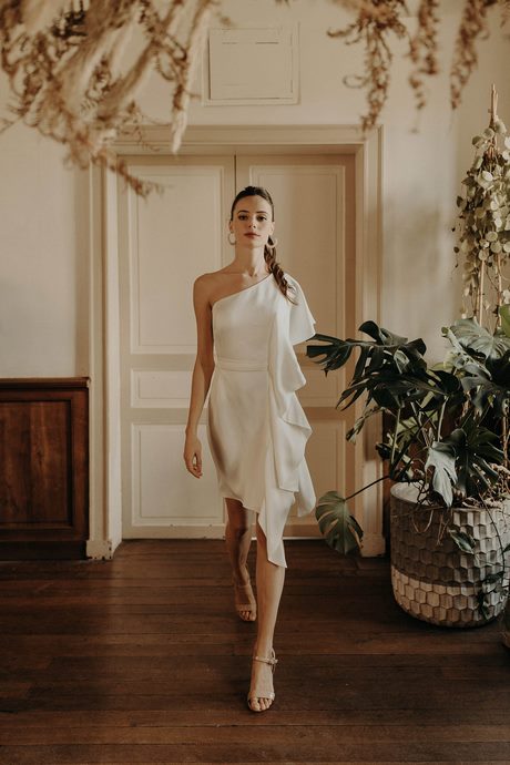 Robe de soirée courte pour mariage 2022