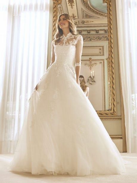 Robe dentelle 2022