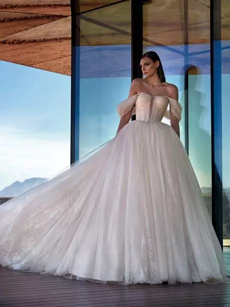 Les plus belles robes de mariées 2024