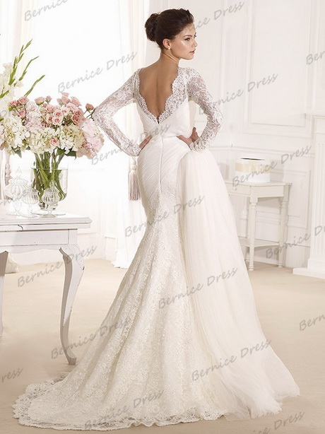 Robe blanche dentelle manche longue