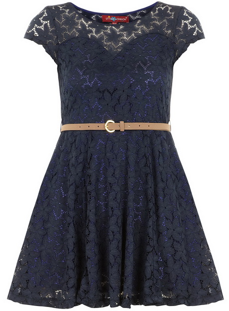 Robe bleu marine dentelle