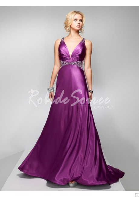 Robe de soiree en satin