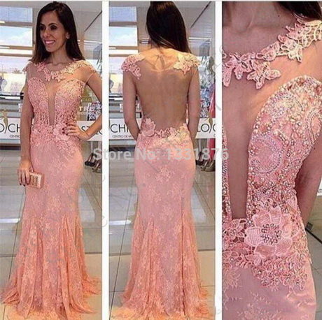 Robe du soir en dentelle