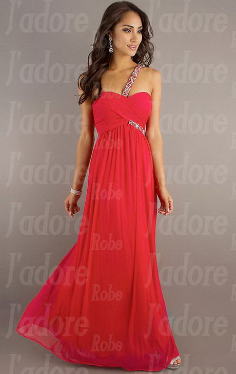 Robe rouge de soiree