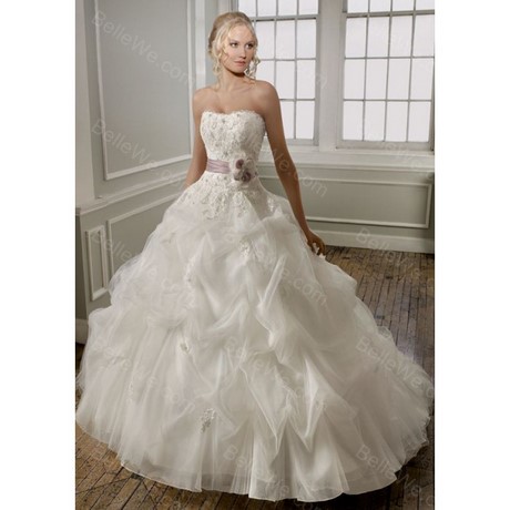 Robe blanche dentelle mariage