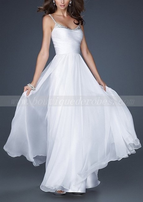 Robe blanche fluide longue