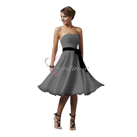 Robe cocktail grise pour mariage