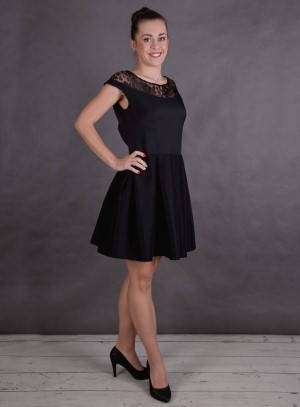 Robe cocktail noire courte