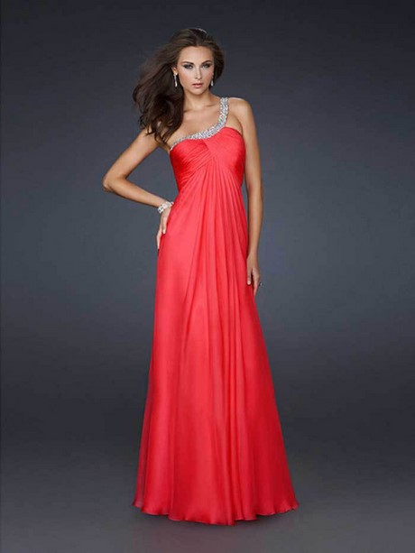 Robe de cocktail longue asymétrique