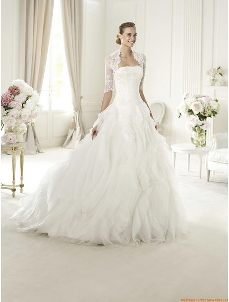 Robe de mariage en dentelle