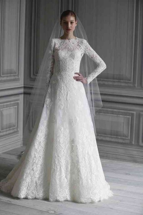 Robe de mariée avec manche en dentelle