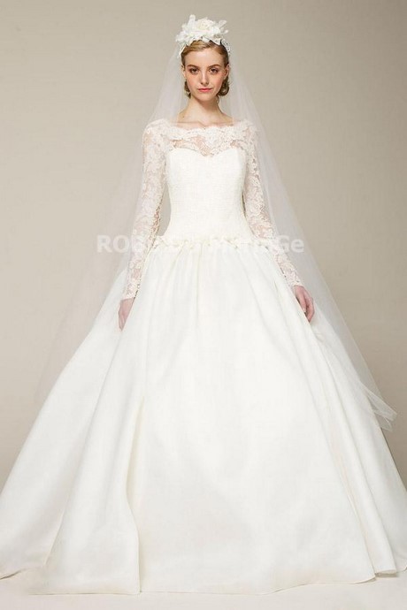 Robe de mariée princesse manche longue