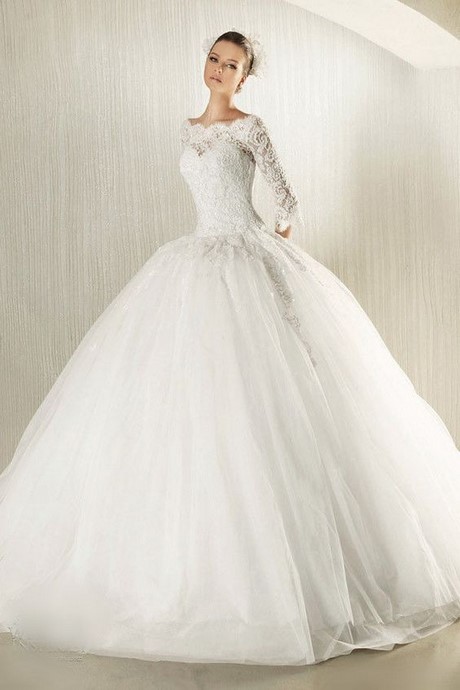 Robe mariée manches longues dentelle