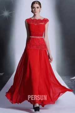 Robe rouge fete