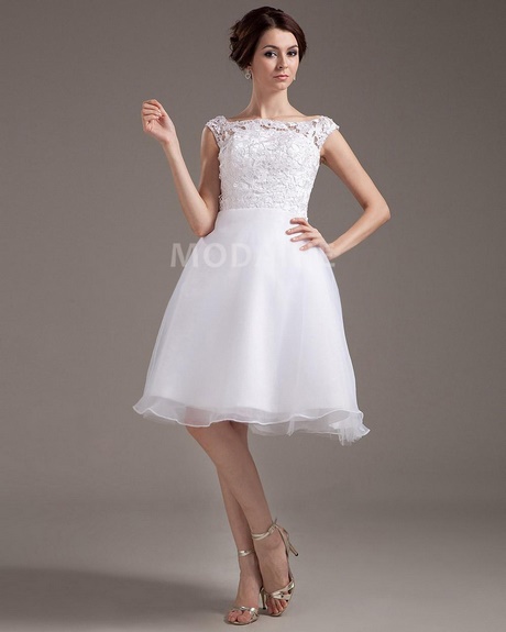 Petite robe blanche pour mariage civil