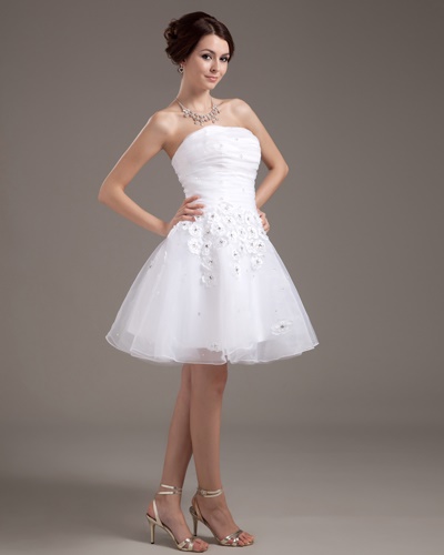 Robe courte chic pour mariage