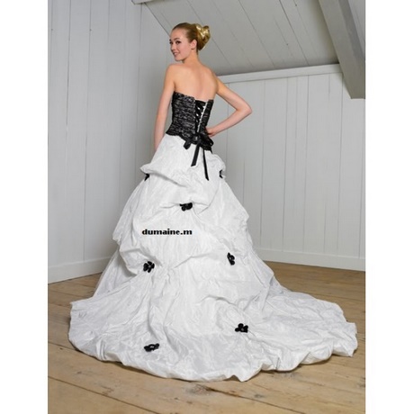 Robe de mariée blanche et noir