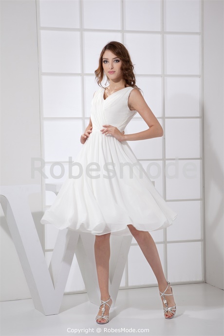 Robe de mariée courte et simple