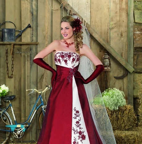 Robe rouge et blanche pour mariage