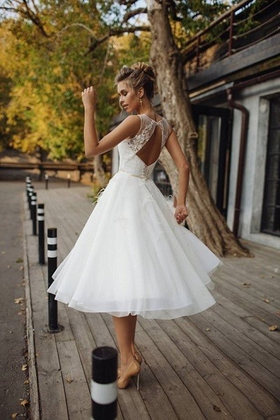 Robe de mariée courte 2021