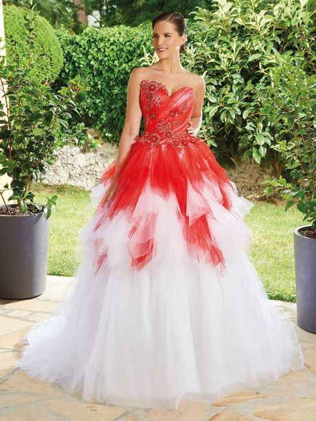 Robe de mariée rouge 2021