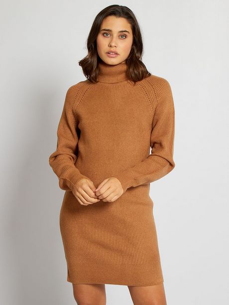 Robe pull camel