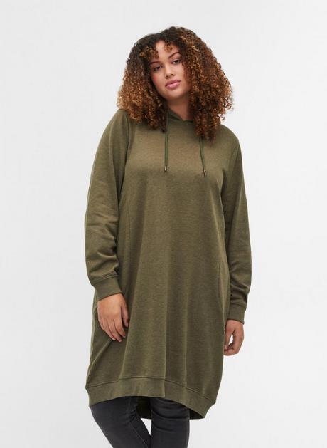 Robe pull capuche femme