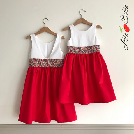 Robe ceremonie enfant rouge