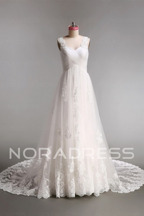 Robe communion moderne