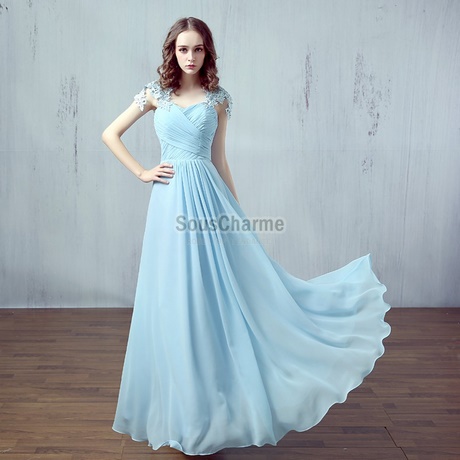 Robe de bal bleu ciel