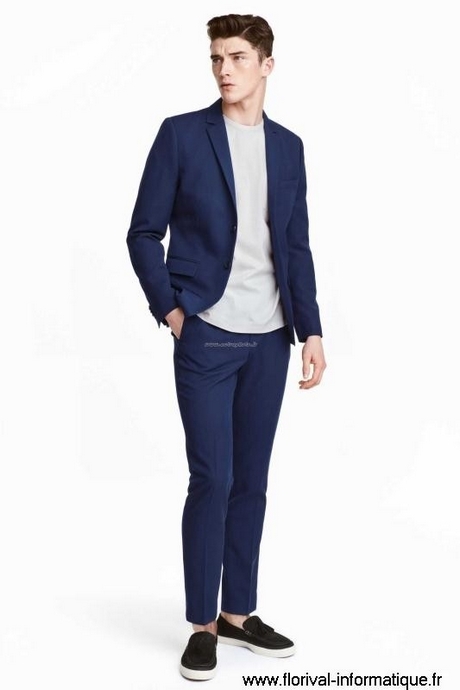 Costume bleu marine pour femme