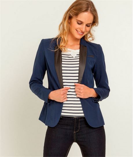 Tailleur marine femme