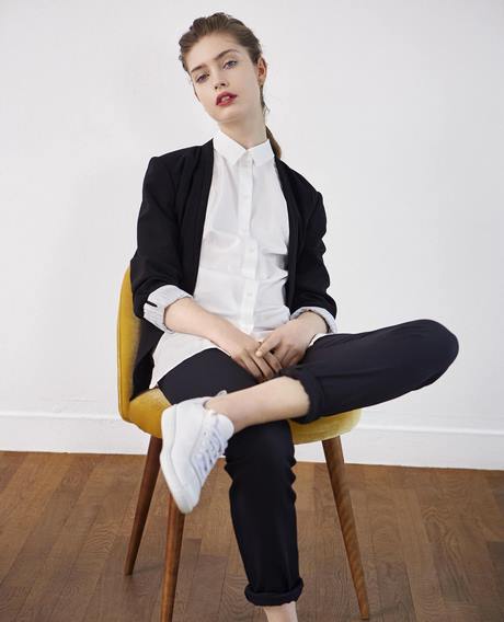 Veste et pantalon tailleur femme