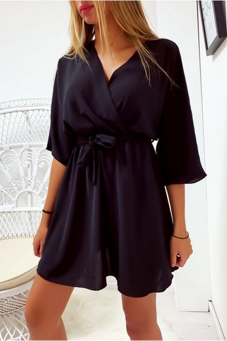 Jolie robe noire courte