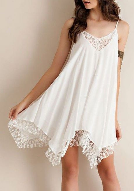 Mini robe dentelle blanche