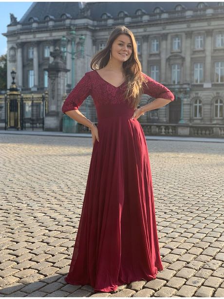 Robe bordeaux manches longues