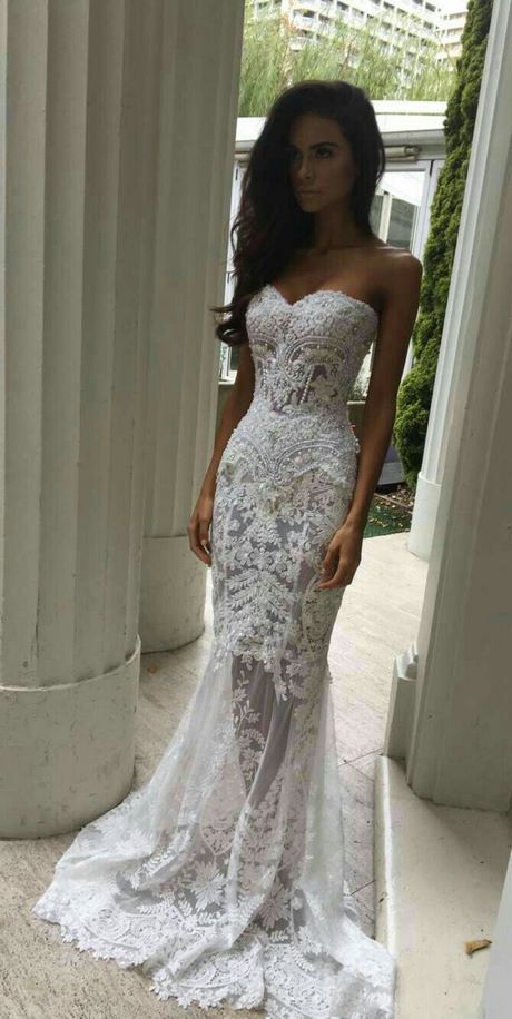 Robe de soiree moulante dentelle