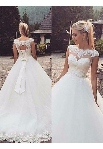 Robe dentelle et tulle